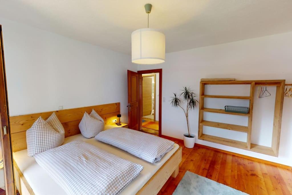 Haus Alberto - Haus Mit 2 Ferienwohnungen Ötztal-Bahnhof Extérieur photo