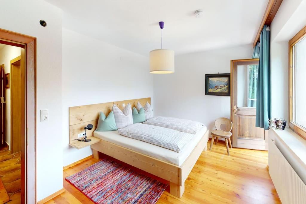 Haus Alberto - Haus Mit 2 Ferienwohnungen Ötztal-Bahnhof Extérieur photo