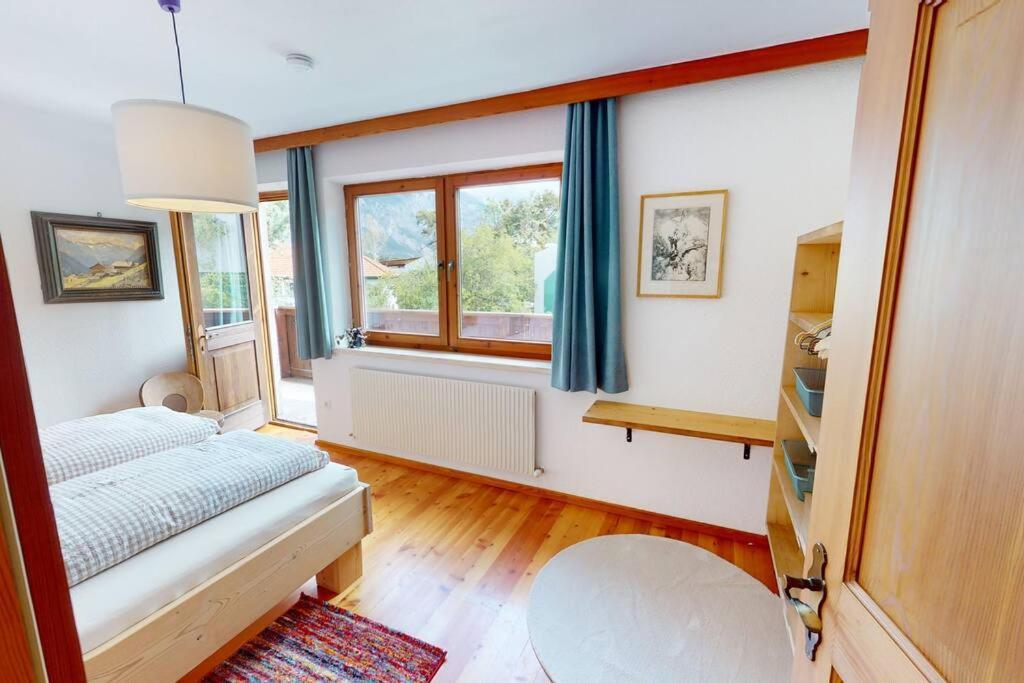 Haus Alberto - Haus Mit 2 Ferienwohnungen Ötztal-Bahnhof Extérieur photo