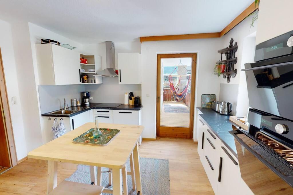 Haus Alberto - Haus Mit 2 Ferienwohnungen Ötztal-Bahnhof Extérieur photo
