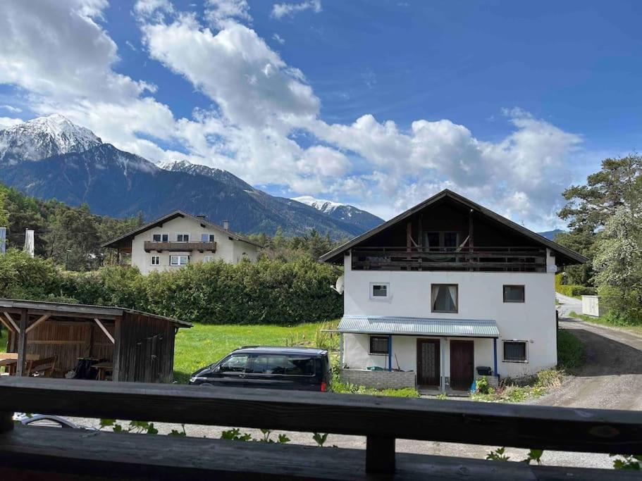 Haus Alberto - Haus Mit 2 Ferienwohnungen Ötztal-Bahnhof Extérieur photo