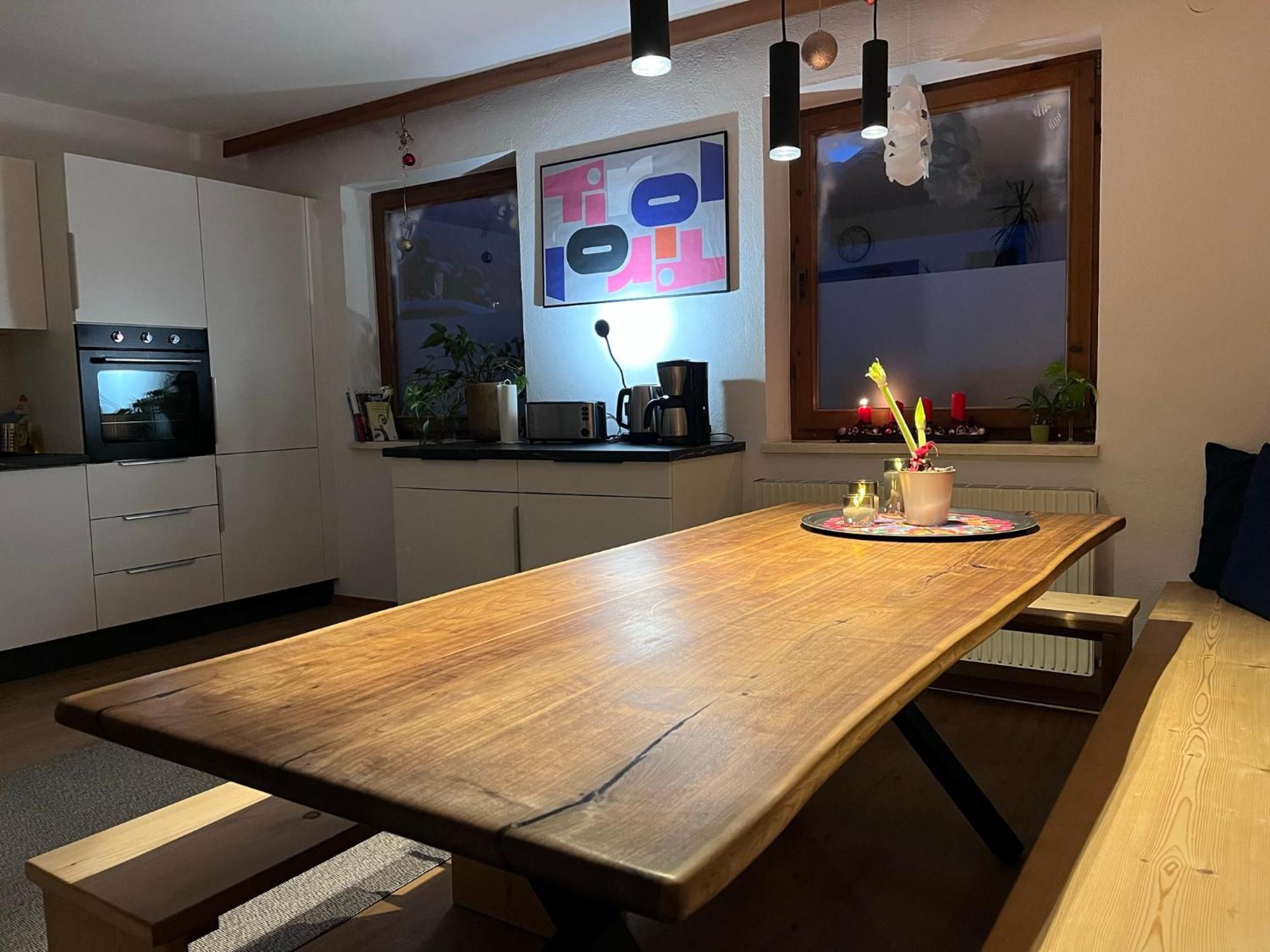 Haus Alberto - Haus Mit 2 Ferienwohnungen Ötztal-Bahnhof Extérieur photo